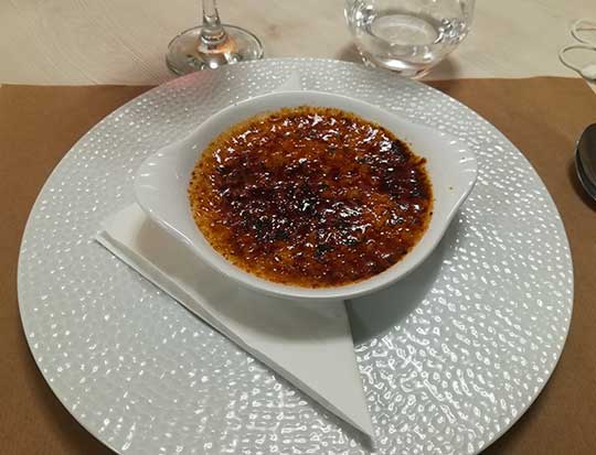 creme brulee au chouchen dessert breton du restaurant la gabarre